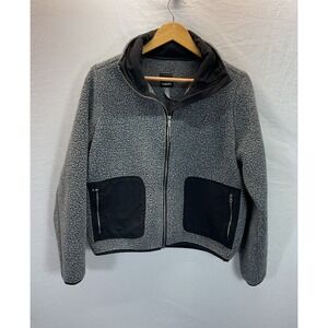 Vuori Gray and Black Ski Jacket
